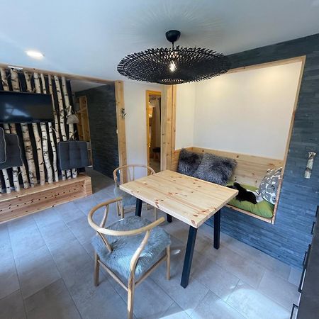 Bungalows Am Waldessaum Bei Hohenzieritz Bagian luar foto