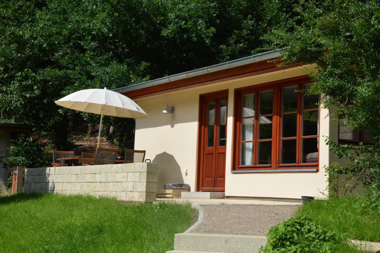 Bungalows Am Waldessaum Bei Hohenzieritz Bagian luar foto