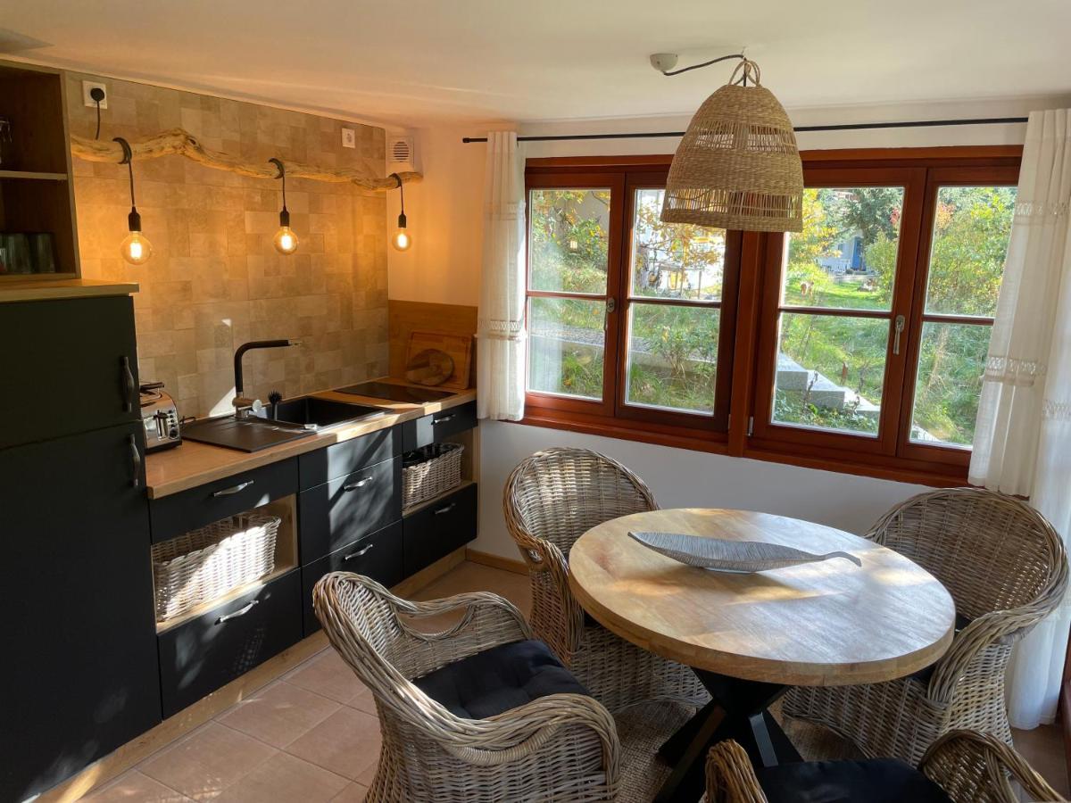 Bungalows Am Waldessaum Bei Hohenzieritz Bagian luar foto