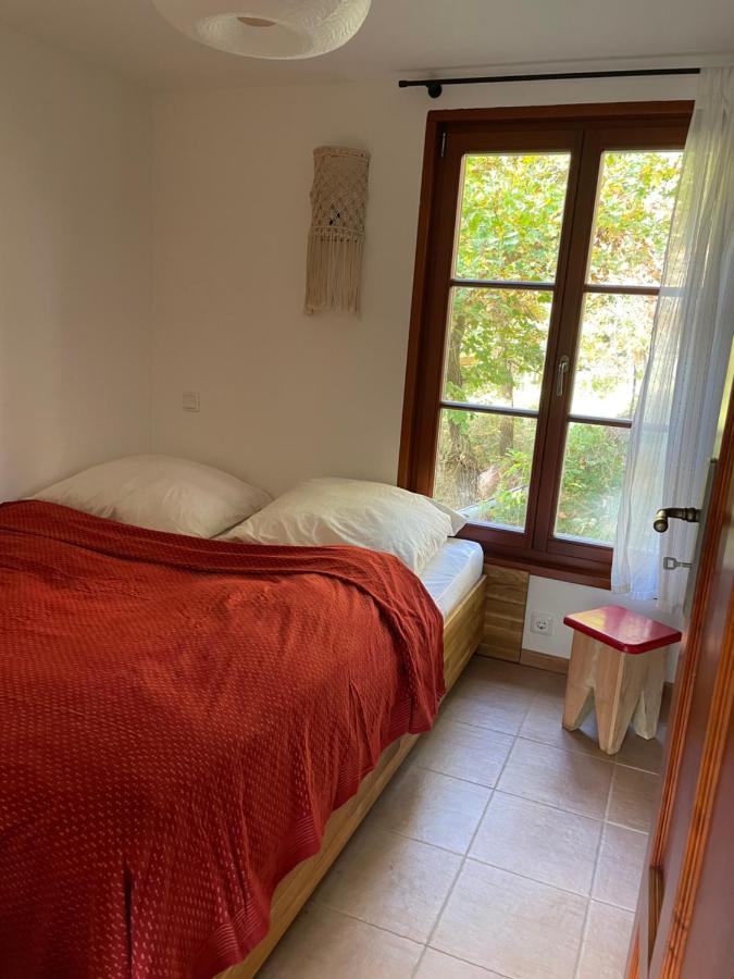 Bungalows Am Waldessaum Bei Hohenzieritz Bagian luar foto