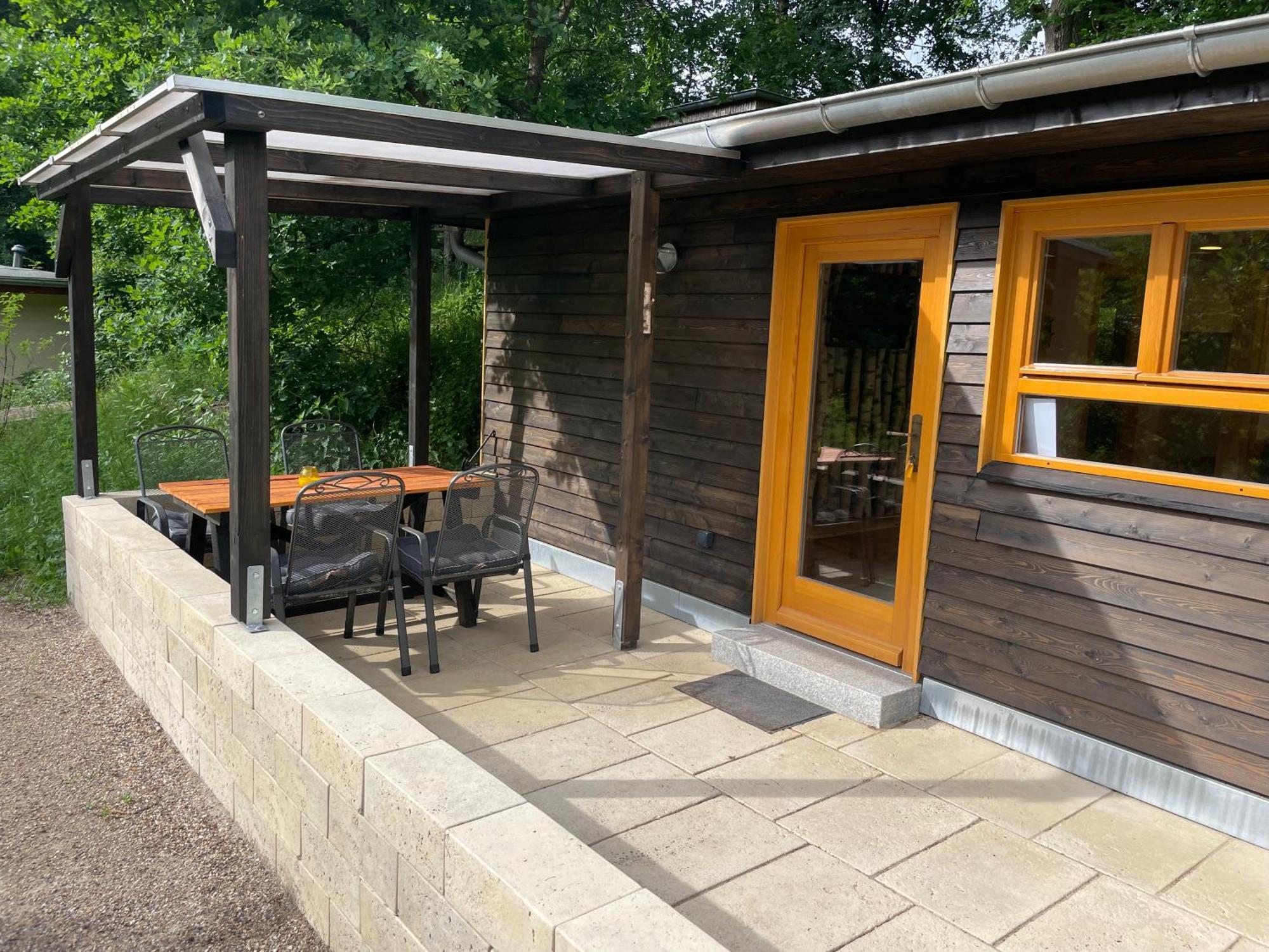 Bungalows Am Waldessaum Bei Hohenzieritz Bagian luar foto